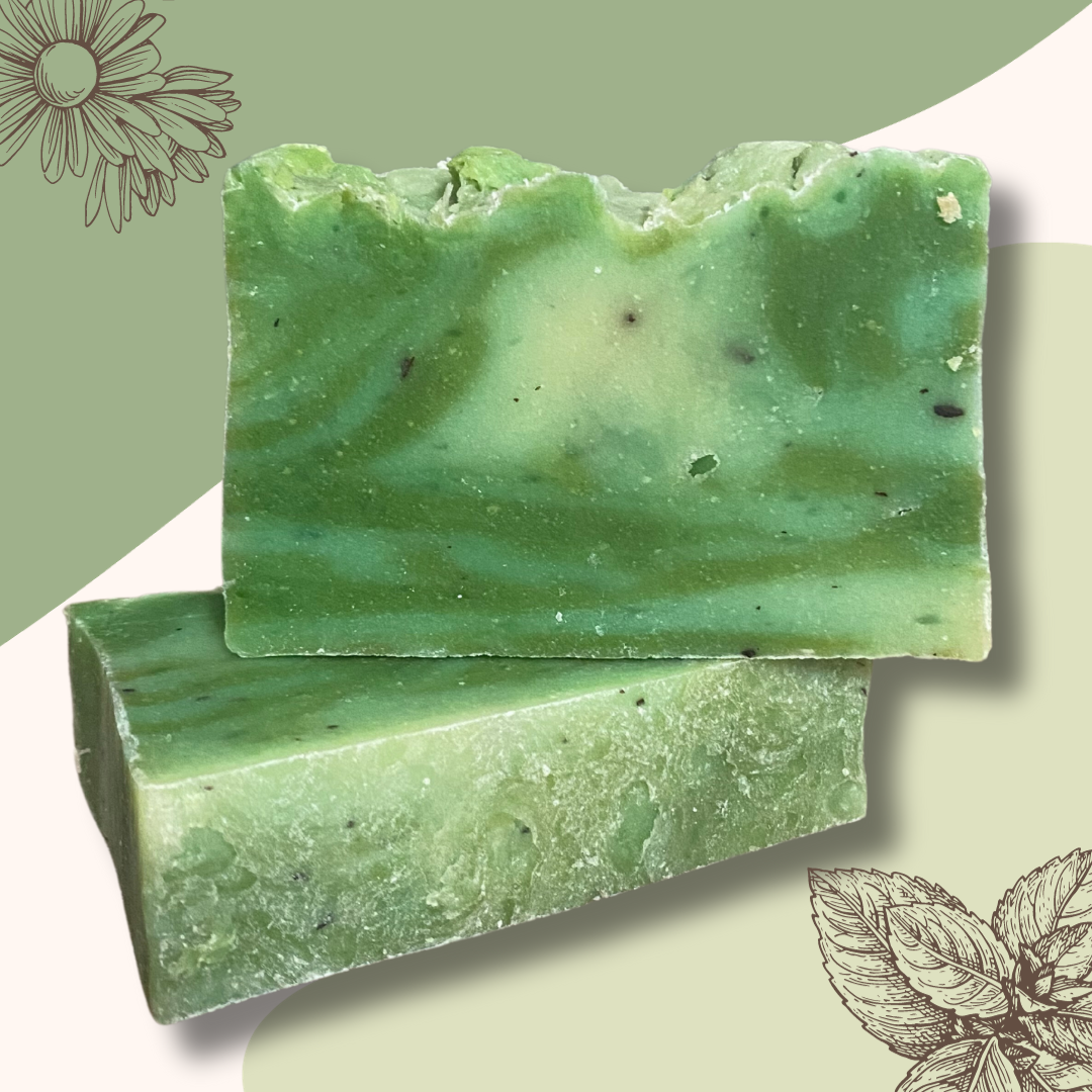 Savon artisanal à base d'huile d'olive - Enrichi aux fleurs de camomille et à la menthe